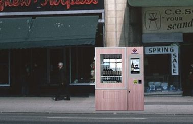 OEM/ODMフランスの理性的なビール赤ワインのエレベーターの自動販売機