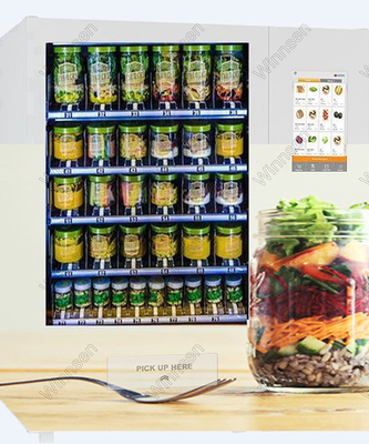 タッチ画面のクレジット カード サラダ瓶の自動販売機